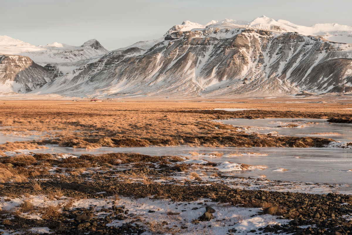 Bergrug-op-Snaefellsnes-ijsland